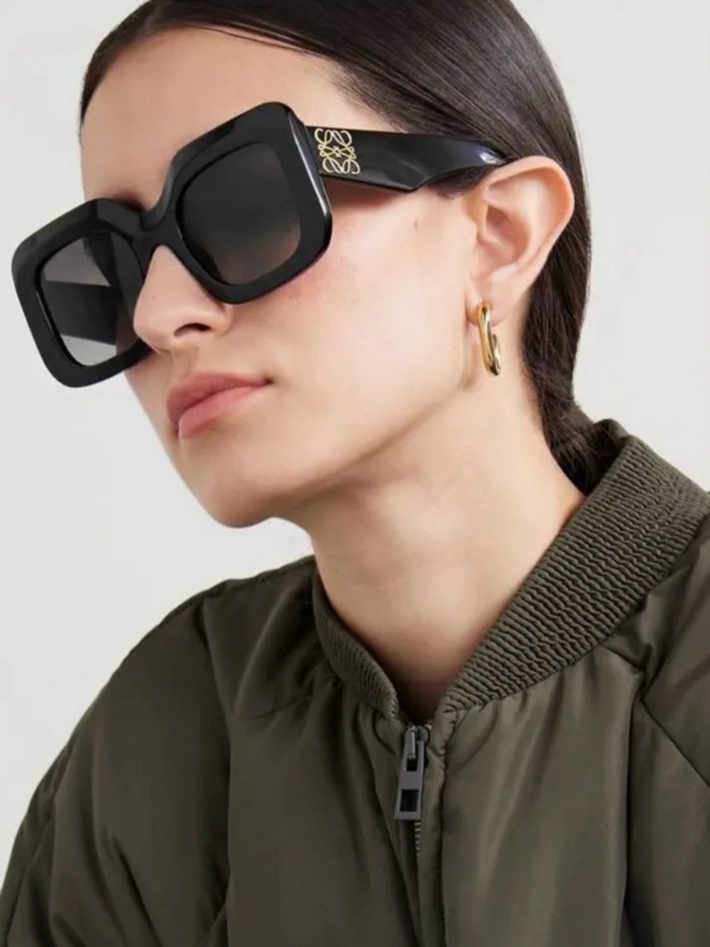 LOEWE
Oversized Square-Frame
Sunglasses - Black.